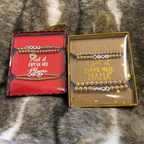❤️ NWT MOMMY & ME Matching Beaded Bracelet Set(s) • Happy Valentines 💌 Day! - Picture 5 of 8